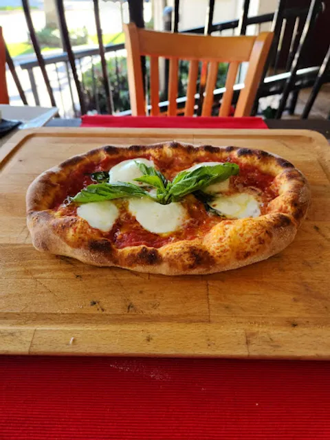 Le Sorelle Restaurant Downtown