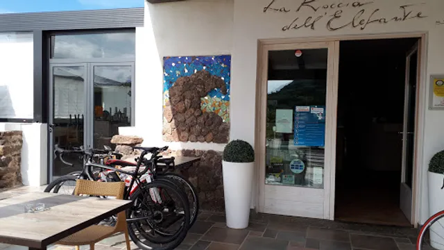 Bar Trattoria La Roccia dell'elefante