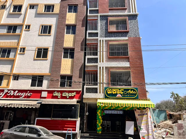 Hotel Sky Line by Agira