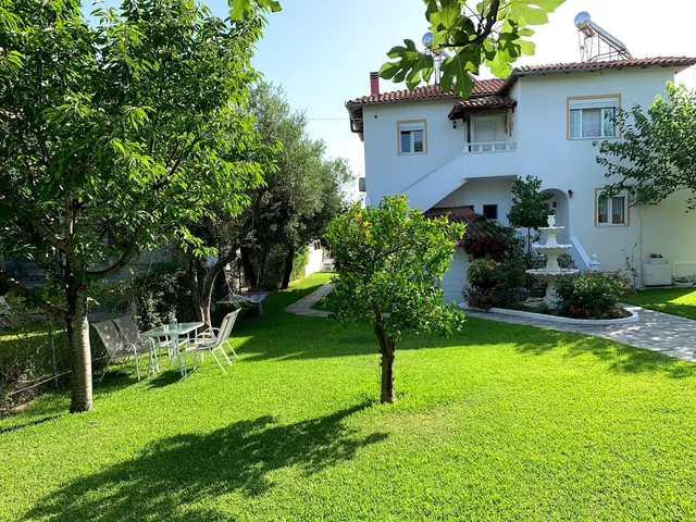 Villa Eleni fully equipped apartments