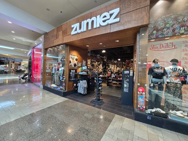 Zumiez