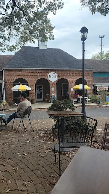 Be Well Bakery And Cafe