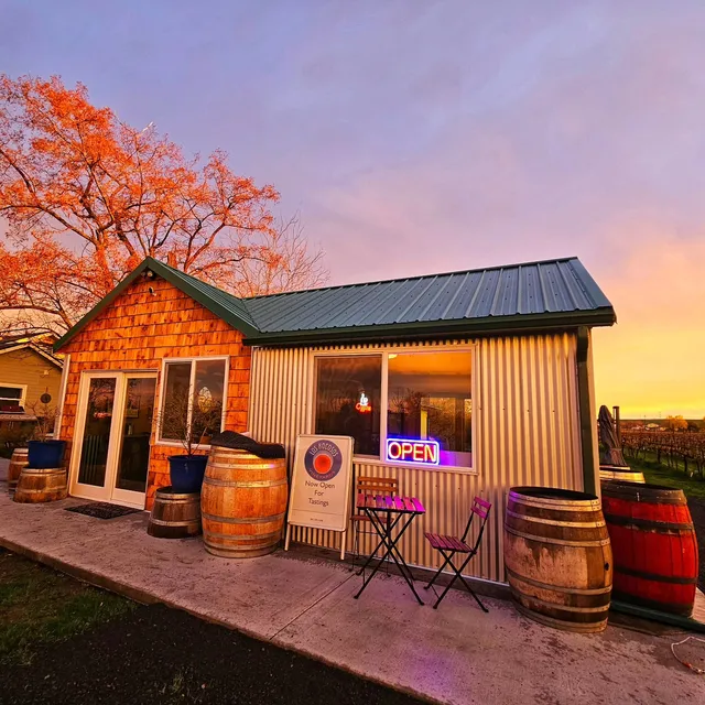 Taste at Los Rocosos Vineyards. Small, intimate, engaging. Featuring estate wines from The Rocks District .