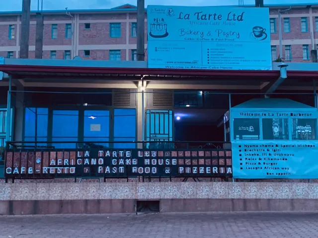 La Tarte Ltd / Cake and Coffee Shop