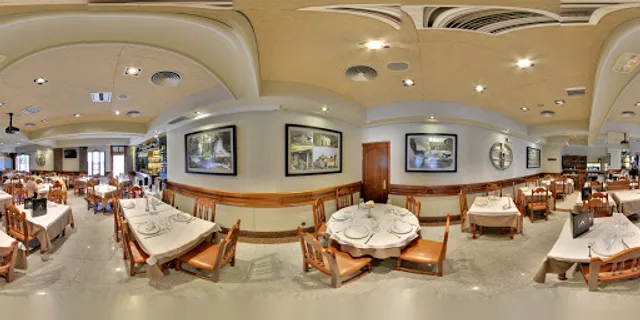 Restaurante La Madreña Santa Lucrecia