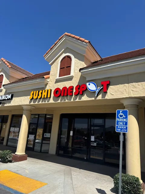 Sushi One Spot - Corona