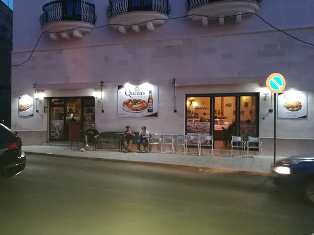 Pizzeria Queen's