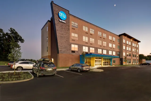 Tru by Hilton Cincinnati Airport South Florence