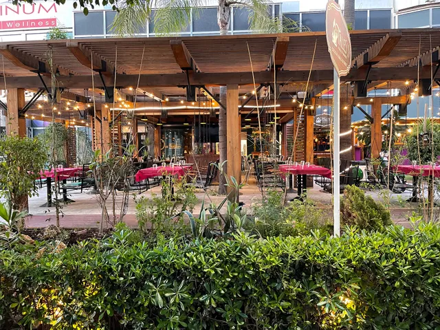 Centro Comercial Cristamar