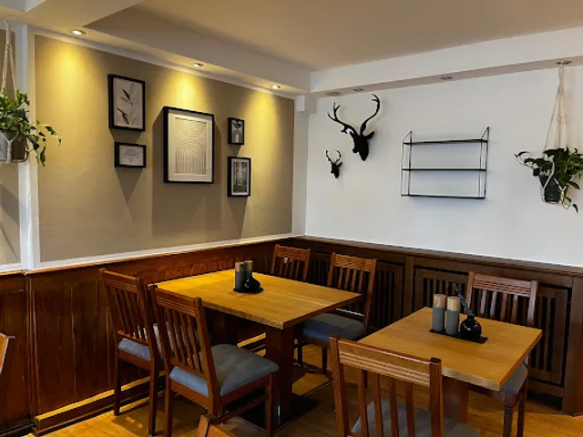 Jägerhof I Dine & Wine