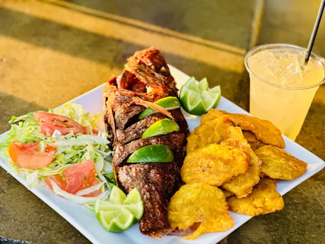 Room 1701 Restaurant Lounge