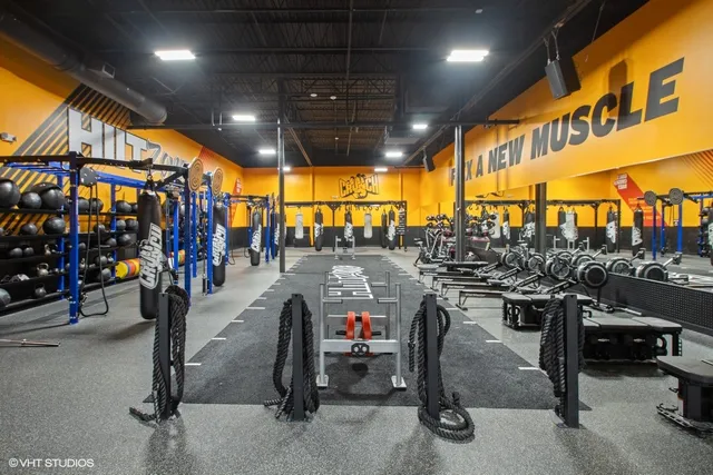 Crunch Fitness - Charlotte University