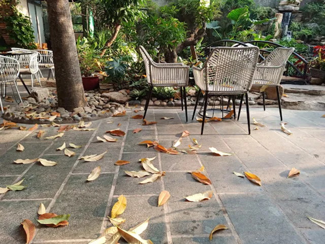 CAO's Café - Cafe de Garden