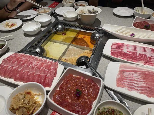 海底捞 Haidilao Hot Pot @Paya Lebar Quarter