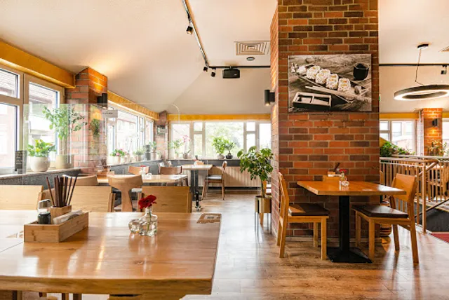 Ponzu Sushi & Asian Food