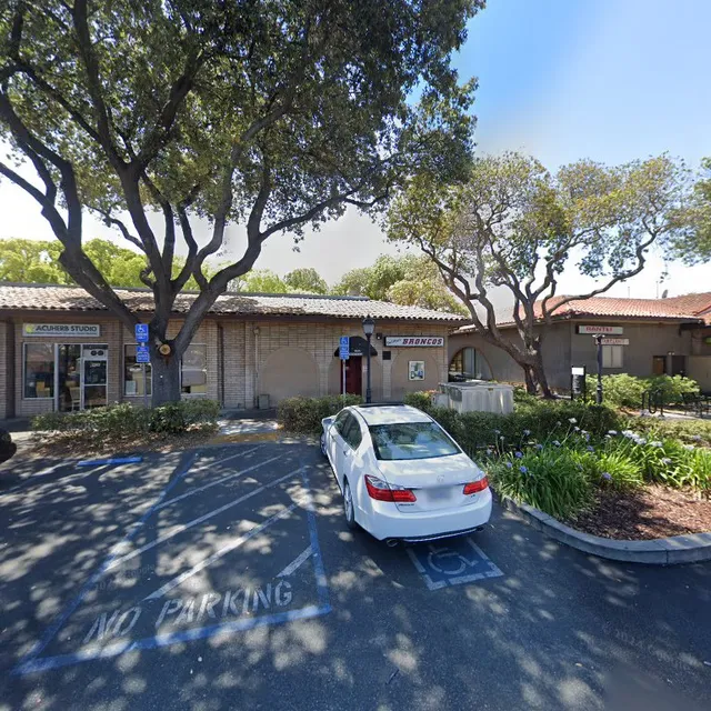 Da Silva's Bronco's Pub