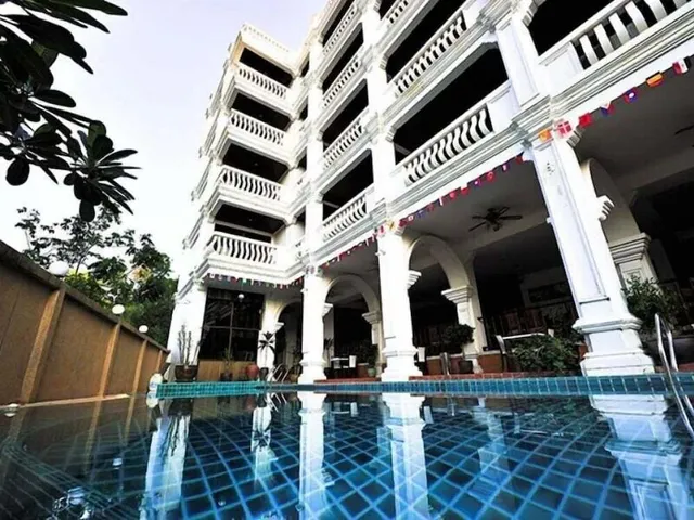 HRK Resort, Patong Beach