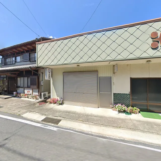 カフェテラス くるみ