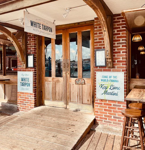 The White Tarpon Bar & Restaurant