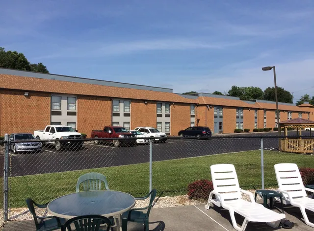 Spark by Hilton Abingdon I-81 near Fairgrounds