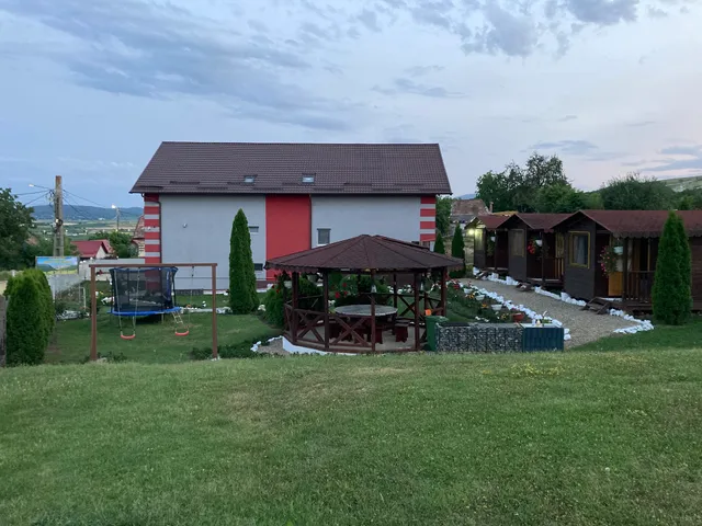 Szallas Imola Casute din lemn