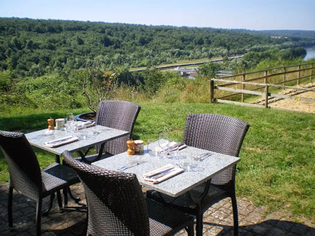 Auberge De La Jument Verte