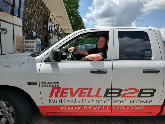 Revell Business to Business Distribution Center