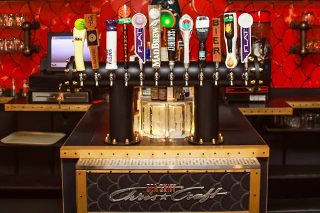 Boathouse Kitchen & Swan Dive