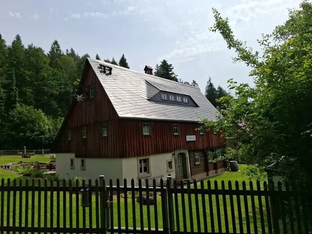 Edge of the Woods Apartments