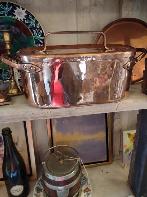 Loblolly Interior Market Antiques