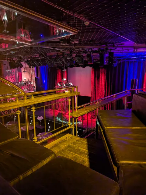 Vernissage Lounge Bar