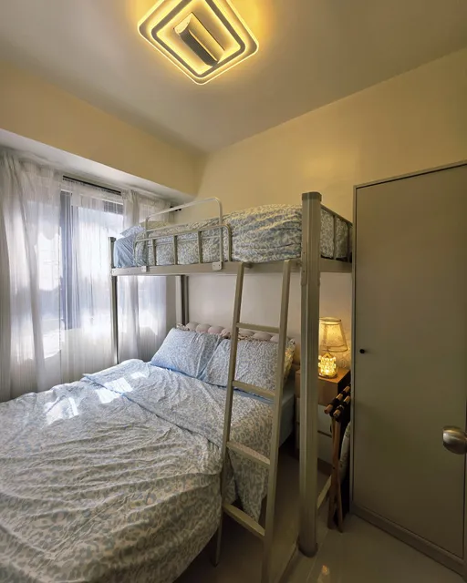 Q Workcation WFH Staycation