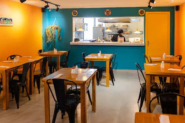 El Huarique - Cocina Peruana