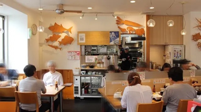 海鮮丼 日の出 薬院本店