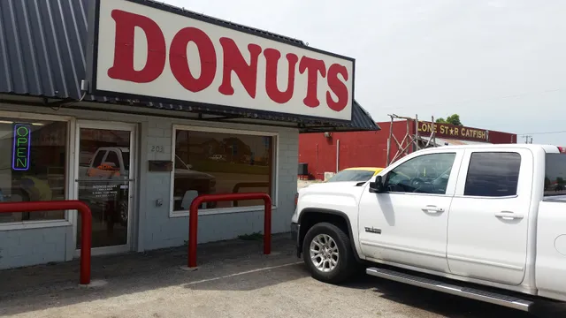 Nocona Donuts