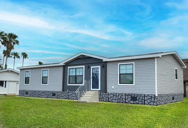 MY PLACE Mobile Homes