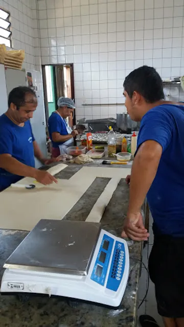 Panificadora e Confeitaria Alves