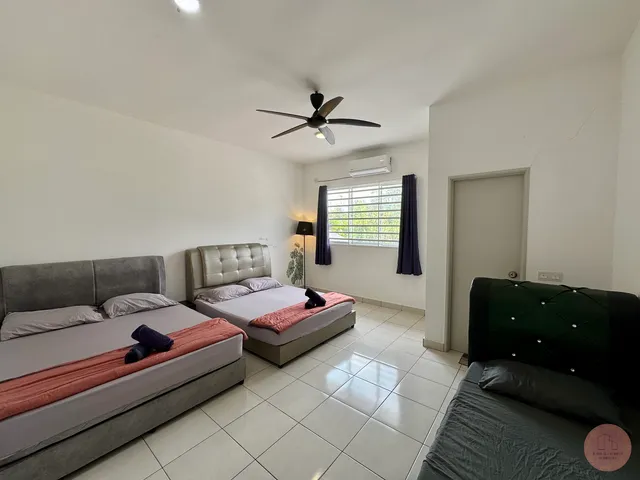 Homely Homestay (Ara Impian)