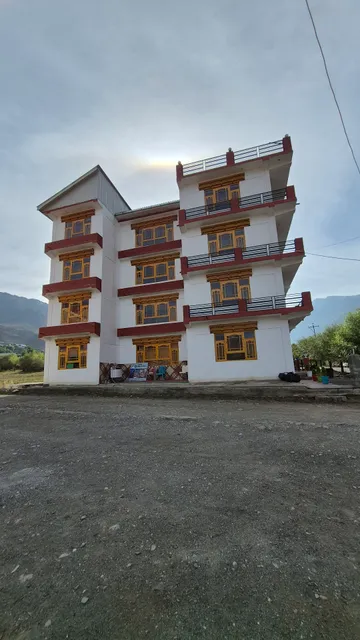 D Himalayan Hotel
