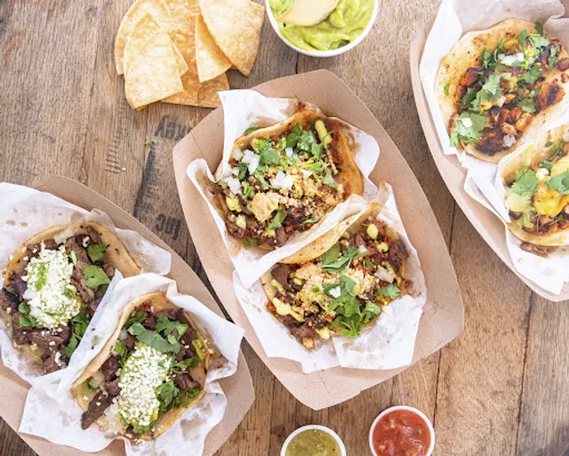 Sr de Los Tacos Wynwood