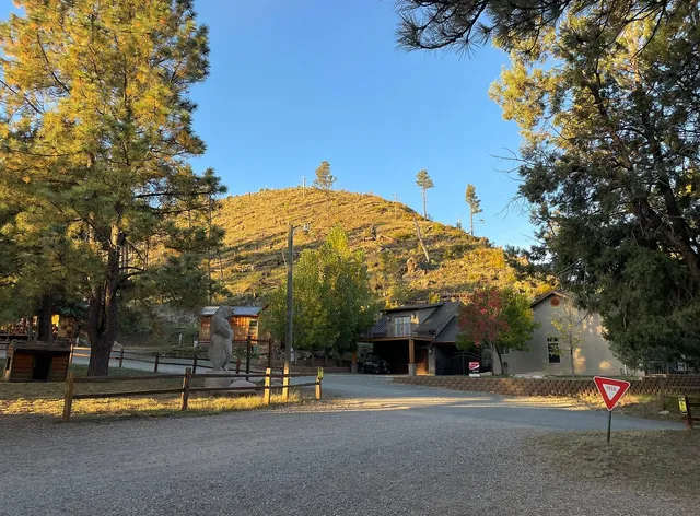 Bonito Hollow RV Park & Campground