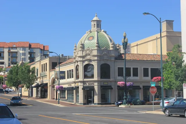 Country Club Plaza (Christmas lights)