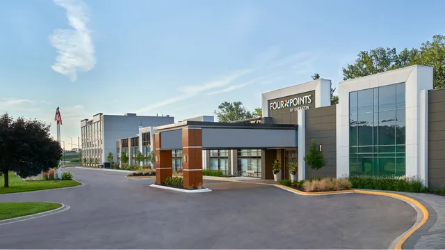 Four Points by Sheraton Point Edward Sarnia
