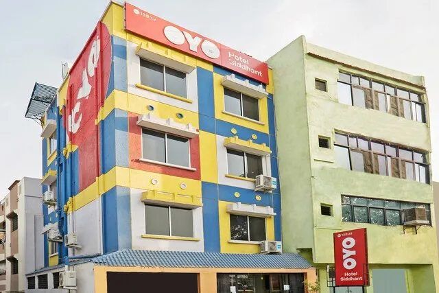 OYO 13809 Hotel Siddhant