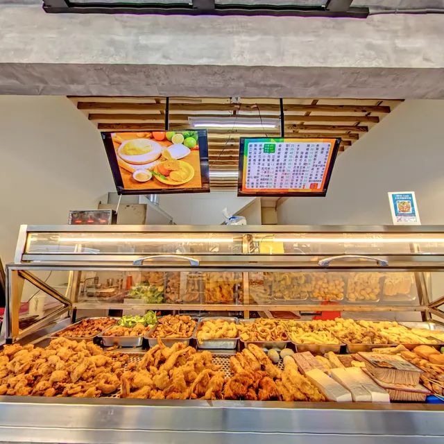 犁田鹹酥雞 草屯育英店