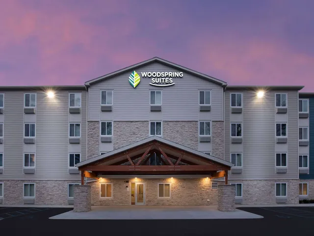 WoodSpring Suites Buford near Mall of Georgia-Lake Lanier