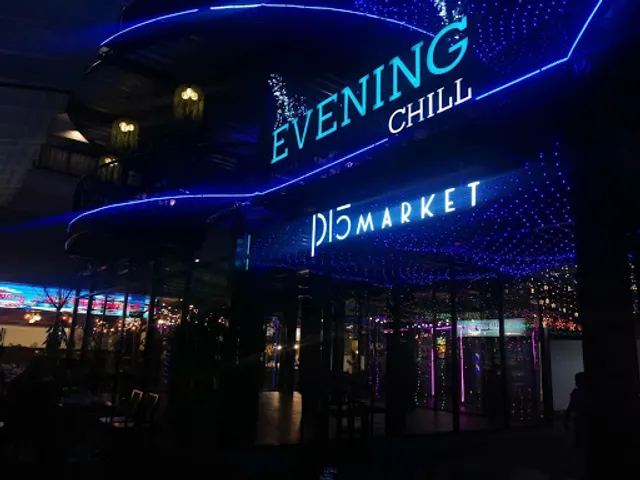 Evening Chill &洪记海鲜เพชรบุรี15