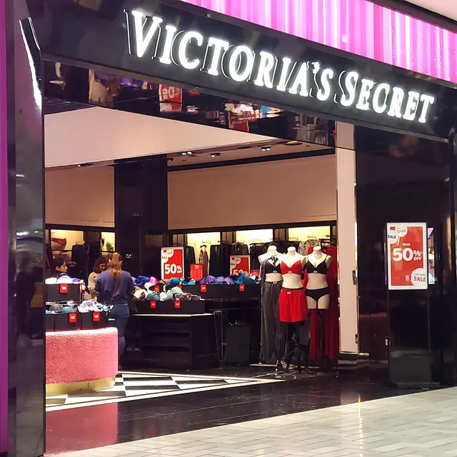 Victoria's Secret & PINK