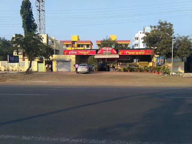 Gokul Hotel