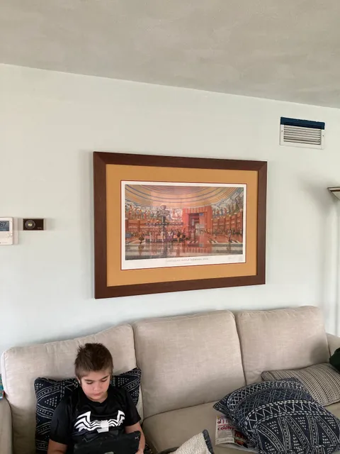 Laura's Custom Framing & Fine Art